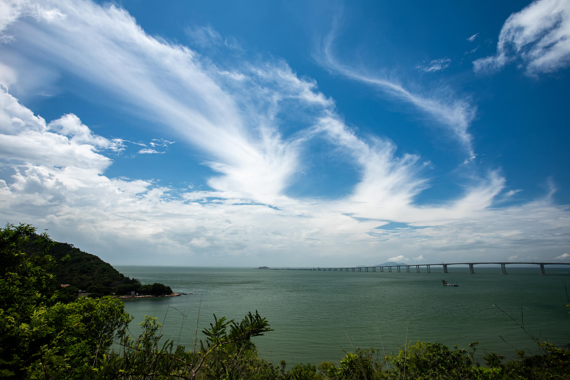 大澳雲捲