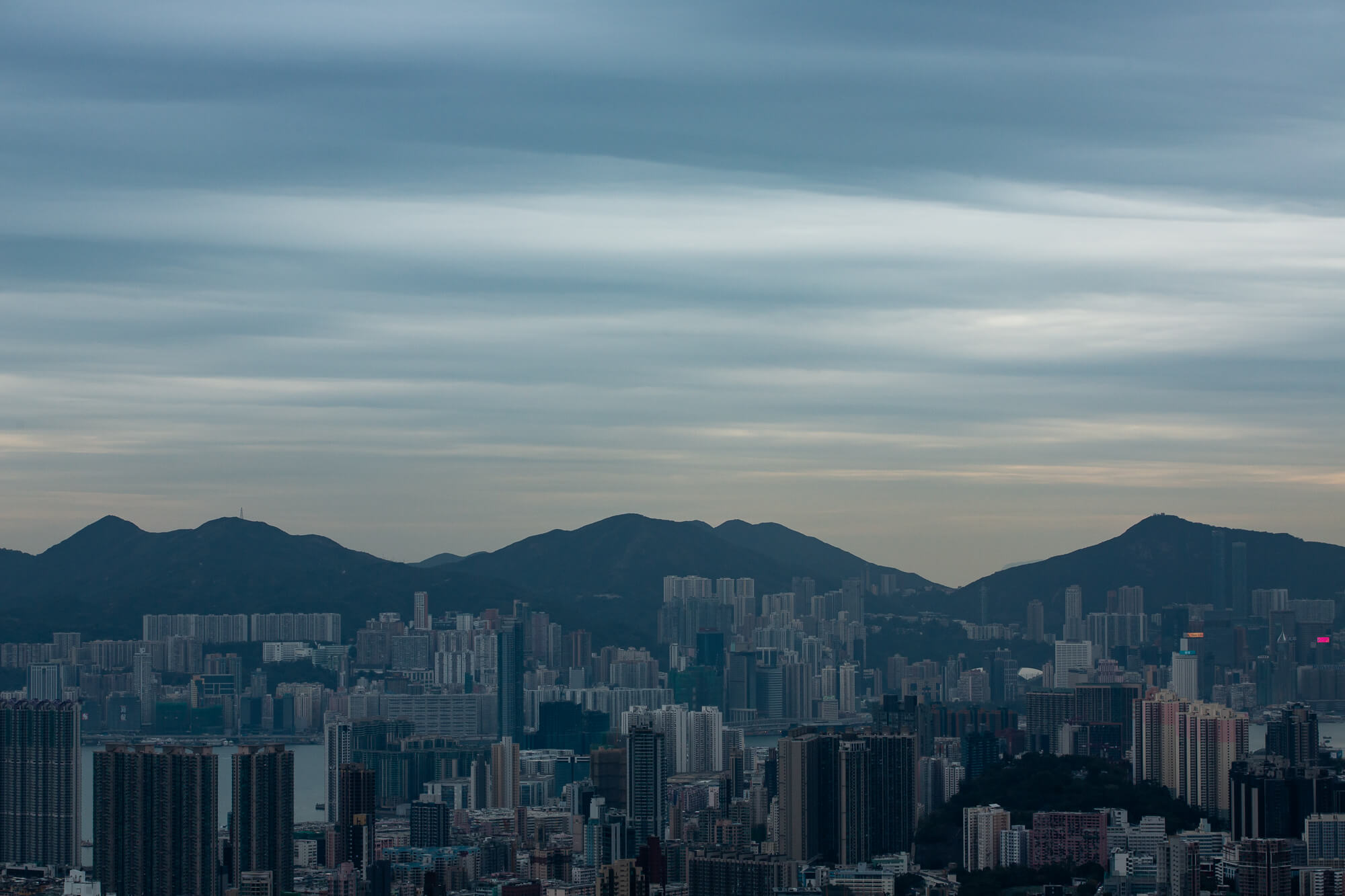 具層次的雲層