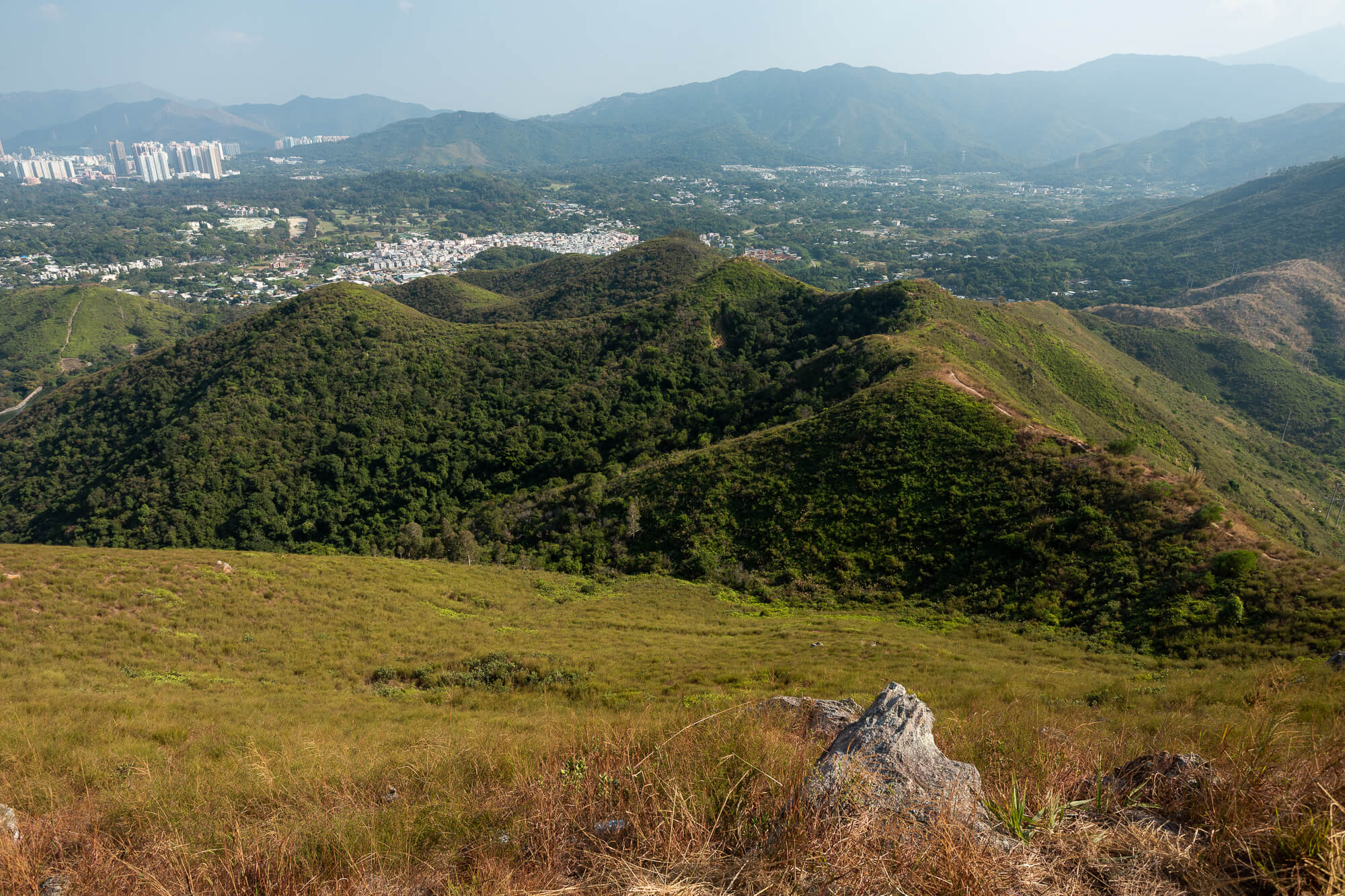 後方大山為雞公嶺