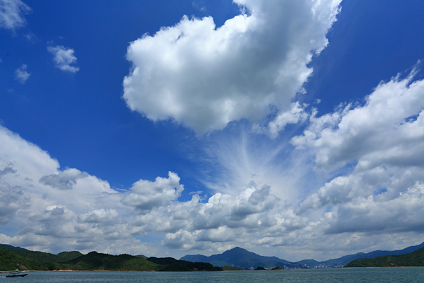 夏日賞雲，樂趣無窮