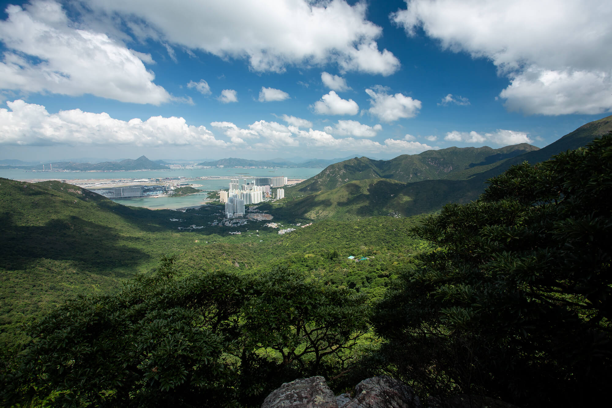 空氣澄明，可直望東涌市