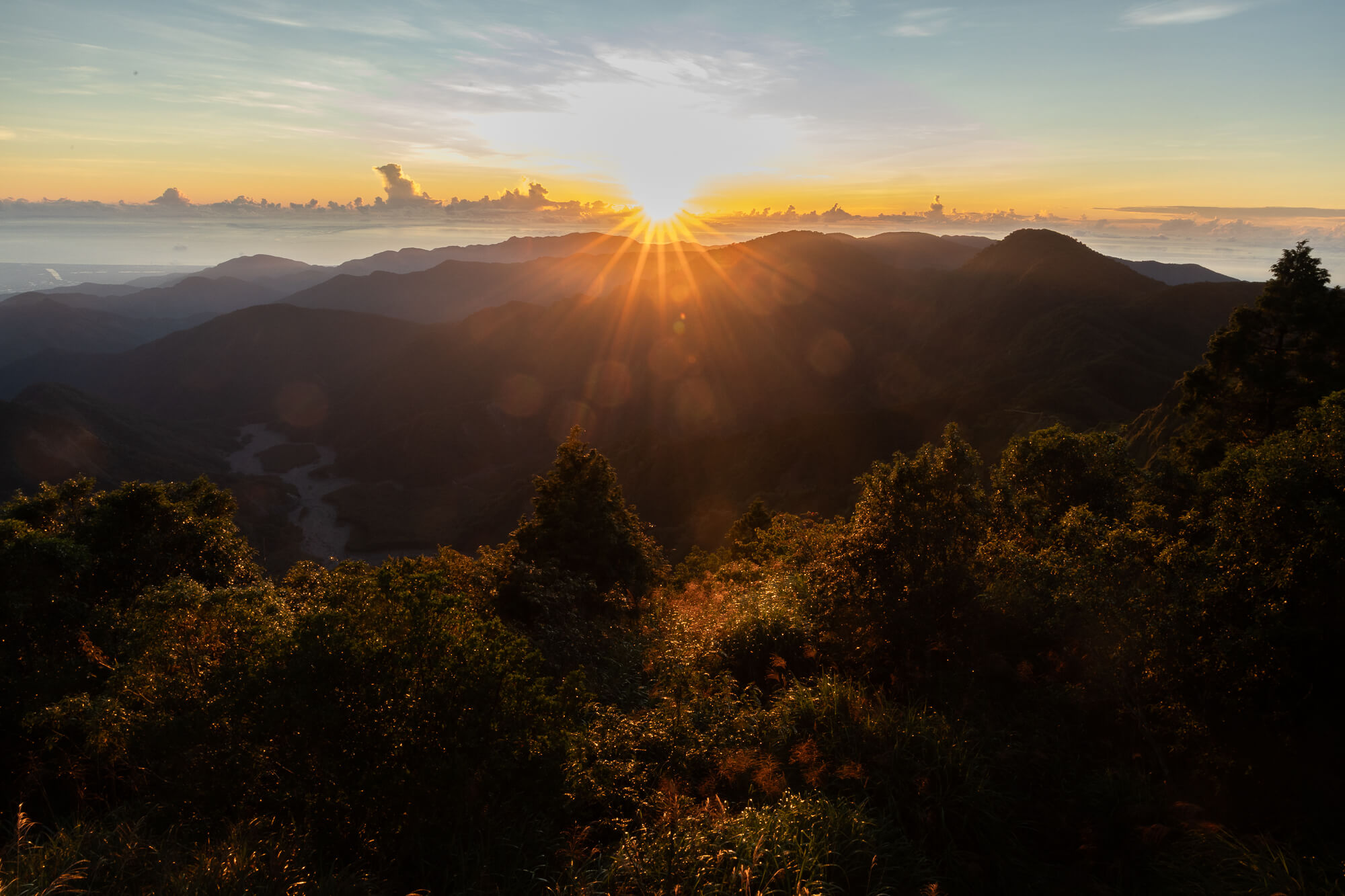 望洋山日出